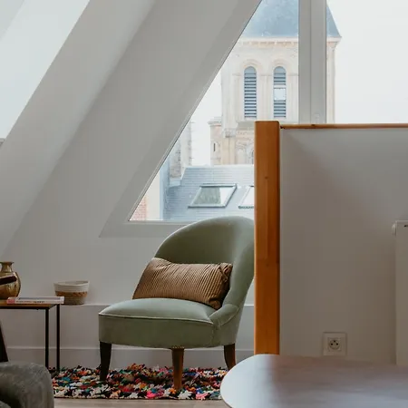 Apartment Duplex *